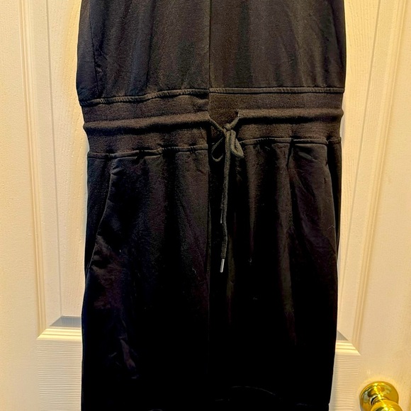 Black Sleeveless Jumpsuit Key Hole Back Pockets, Drawstring, Jogger Legs NWT - Picture 2 of 8